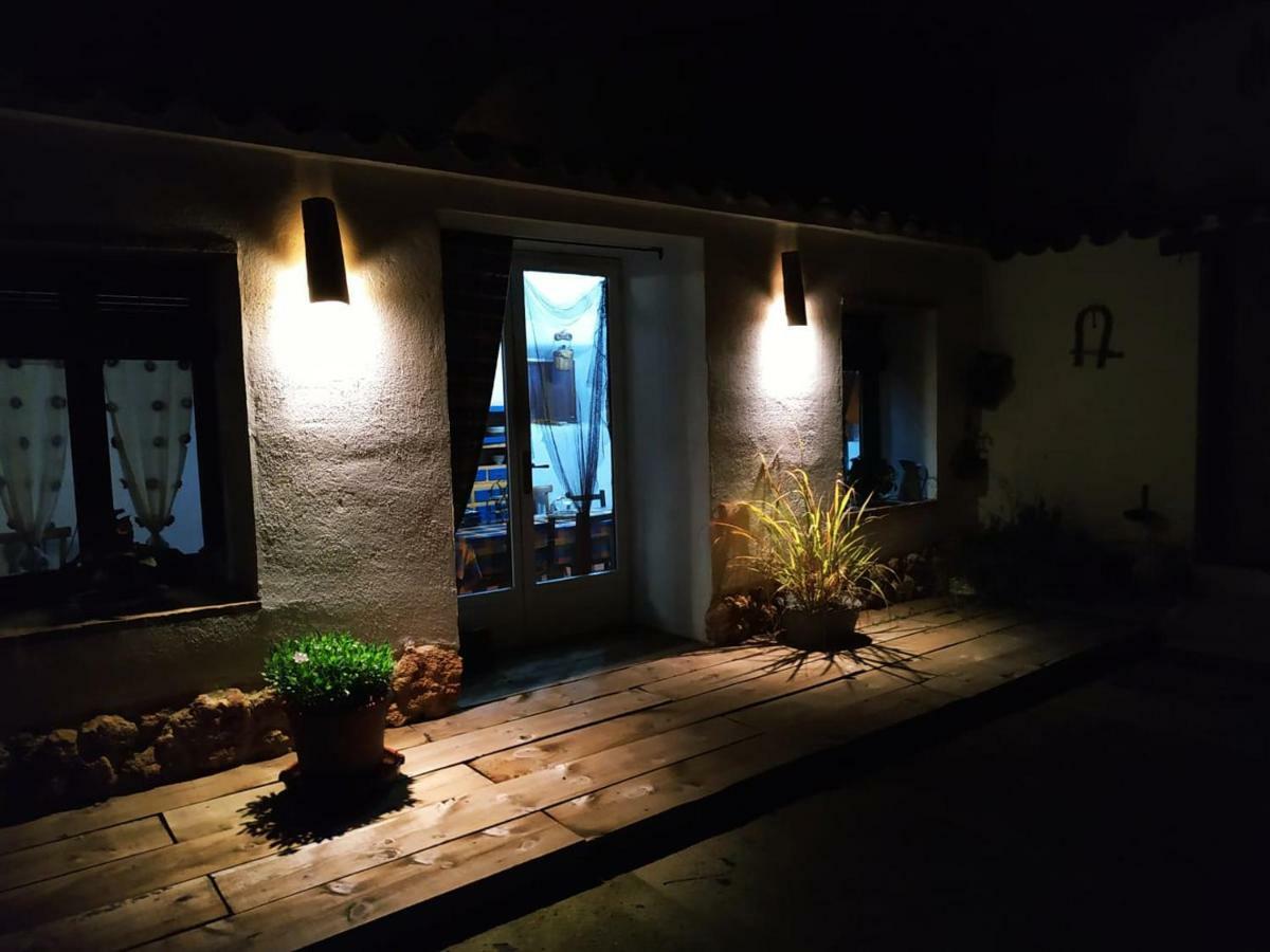La Mimosa Villa Carcastillo Buitenkant foto
